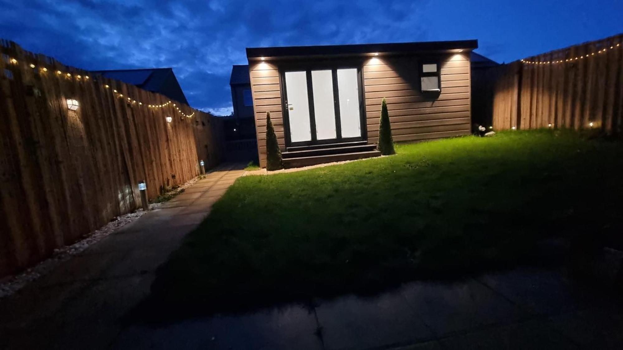 T-I-G-H The Coziest Place Wifi & Netflix Near Roundhay Villa Leeds  Ngoại thất bức ảnh